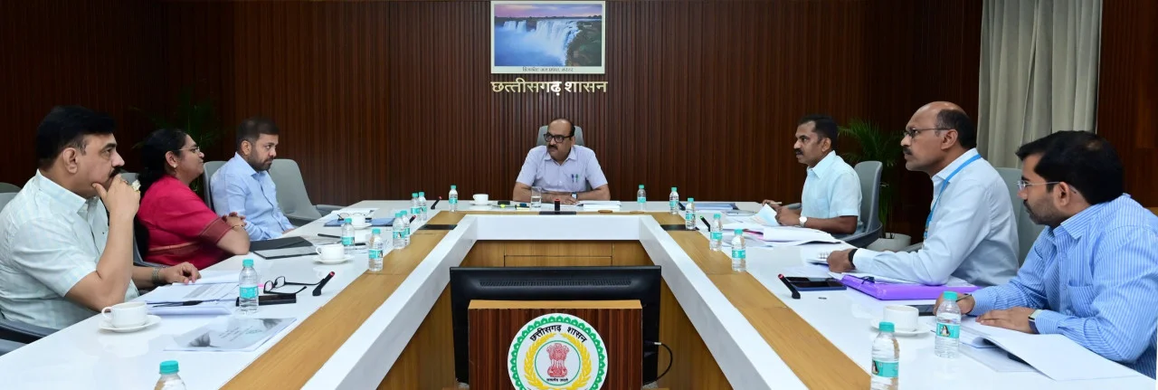 सड़क दुर्घटनाएं नहीं हों, इसके लिए हर जरूरी कदम उठाएं: मुख्य सचिव श्री विकासशील