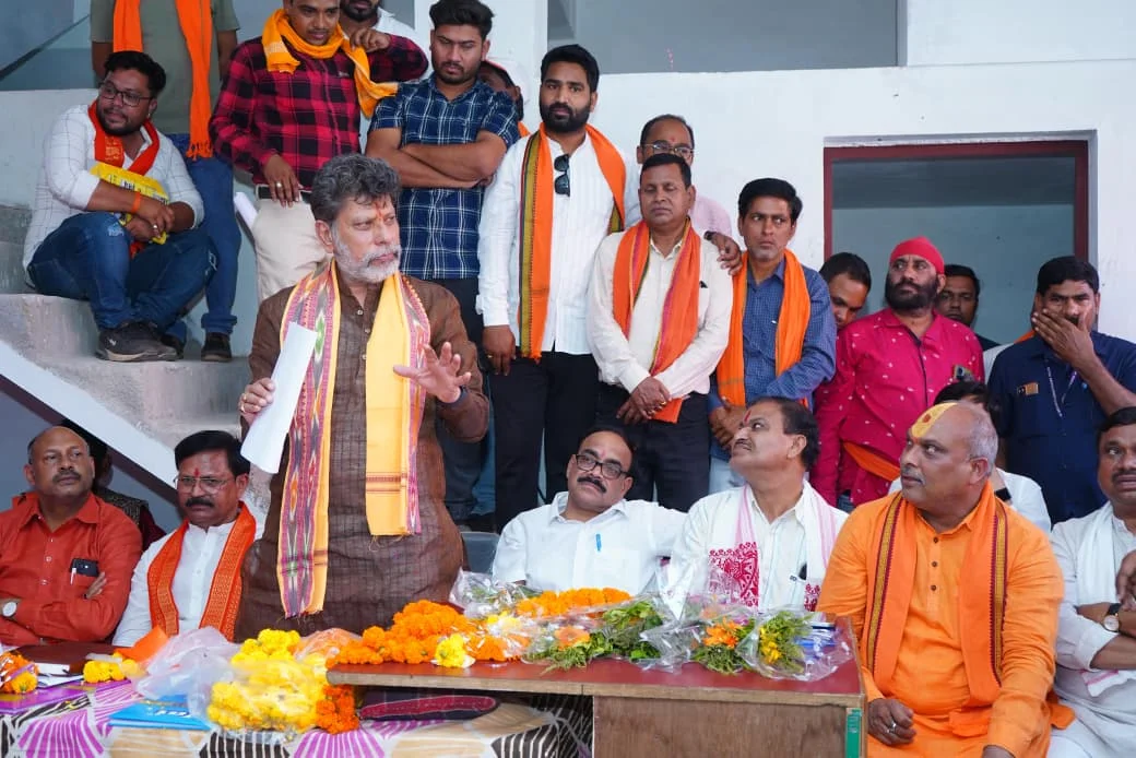 धुमका नगर पंचायत चुनाव: भाजपा ने कसी कमर, प्रदेश अध्यक्ष किरण सिंह देव व विधायक ललित चन्द्राकर ने ली कार्यकर्ताओं की बैठक