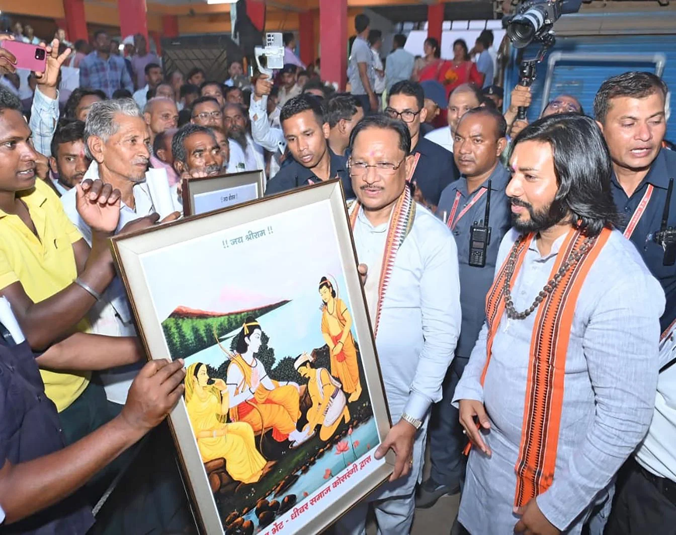 स्वामित्व से संपत्ति का अधिकार, बिहान से आत्मनिर्भरता की राह : कोसरंगी चौपाल में ग्रामीण विकास की दिखी तस्वीर